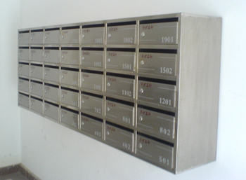 壁掛式信報箱